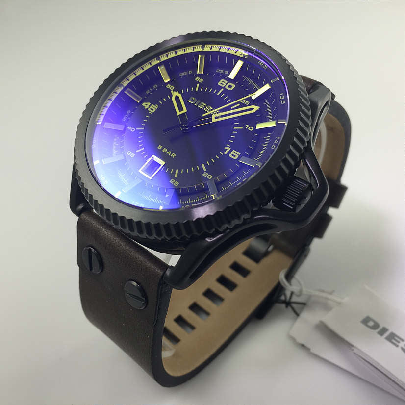 Diesel-Überrollkäfig DZ1718.