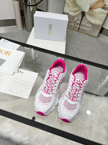 Dior B30 Sneaker in Pink/Weiß – Eine ausführliche Analyse