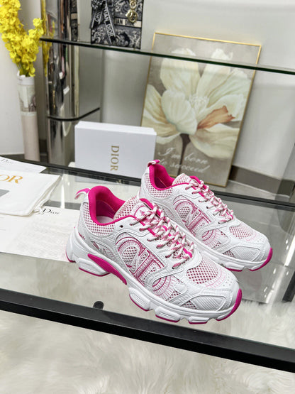 Dior B30 Sneaker in Pink/Weiß – Eine ausführliche Analyse