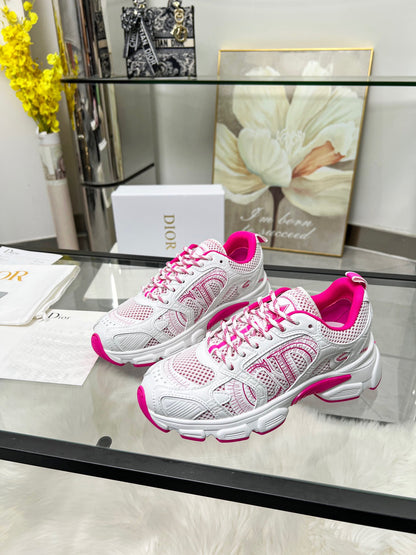Dior B30 Sneaker in Pink/Weiß – Eine ausführliche Analyse