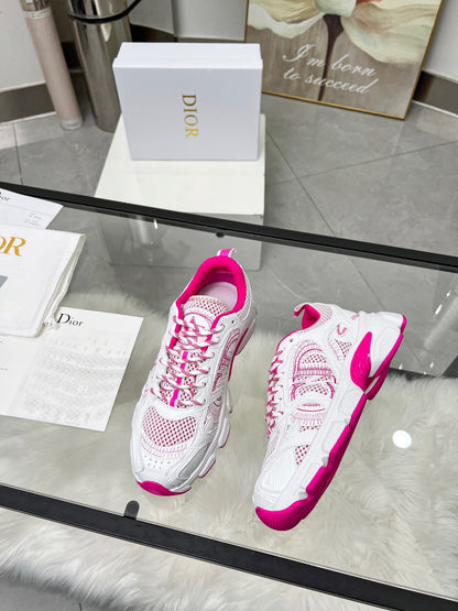 Dior B30 Sneaker in Pink/Weiß – Eine ausführliche Analyse