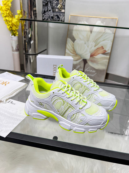 Dior B30 Sneaker in Weiß und Neon-Gelb – Luxus trifft Streetstyle