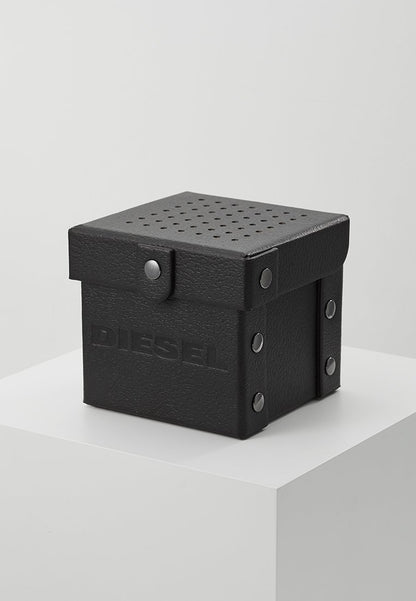 Diesel Mega Chief DZ4338