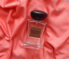 Armani Privé Pivoine Suzhou perfume.